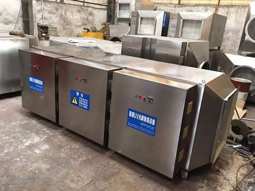 光催化氧化法处理VOCs的技术利用光催化氧化技术可以高效降解或完全矿化常见的气相有机污染物,而不产生二次污染