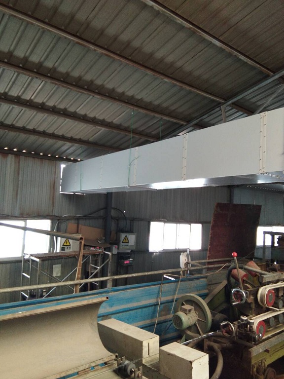 汽车内饰厂给车间管道送风降温的方法 汽车内饰厂给车间管道送风降温的方法